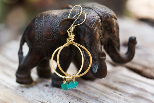 Classic Hammered Hoop Earrings with Raw Apatite Stone