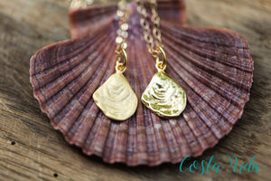 Oyster Shell Charm Necklace